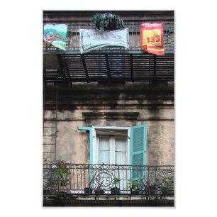 Verwittertes Fenster - französisches Viertel Fotodruck