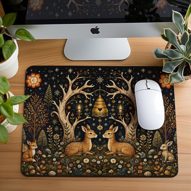 Verzauberter Fantasie-Wald Mousepad (Von Creator hochgeladen)