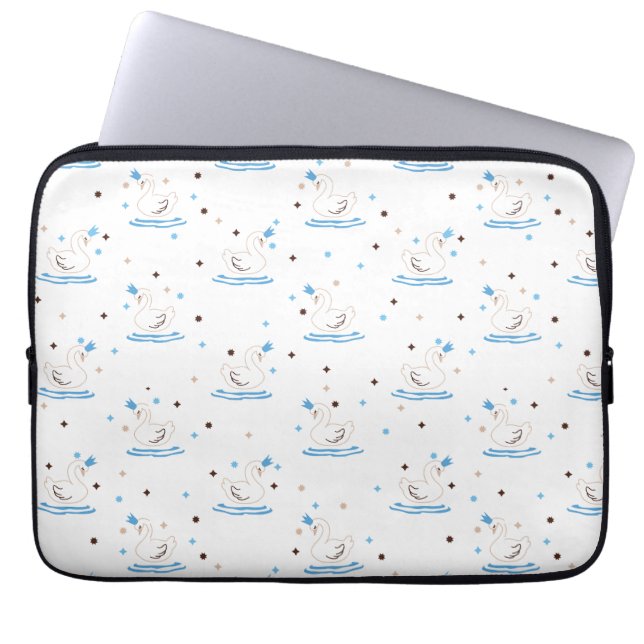 Verzauberter Swan Lake Fairy Tale Crowned Swan Laptopschutzhülle (Vorderseite)
