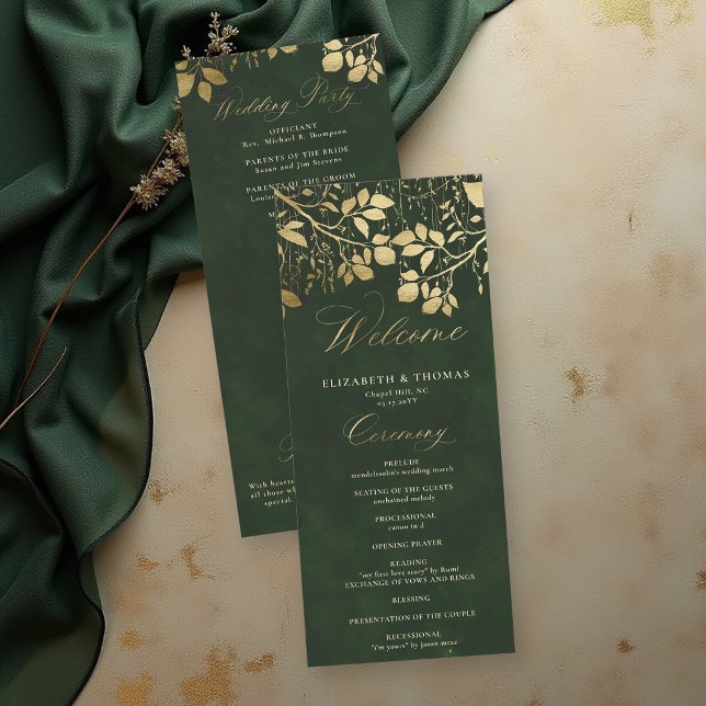 Verzaubertes Wald-Gold-Laub-Hochzeitsprogramm (enchanted forest wedding theme program card gold foliage hunter green gold elegant)