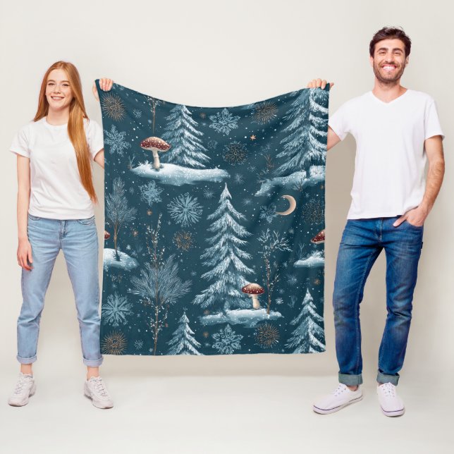 Verzaubertes Winterwald-Nachtmuster Fleecedecke (Beispiel)