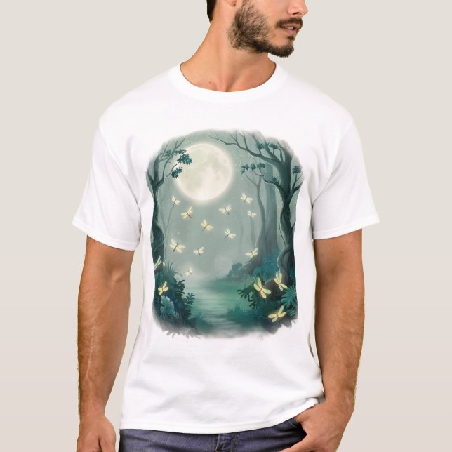 Verzauberung Mondlicht: Feuerwerke im Wald T-Shirt (Vorderseite)