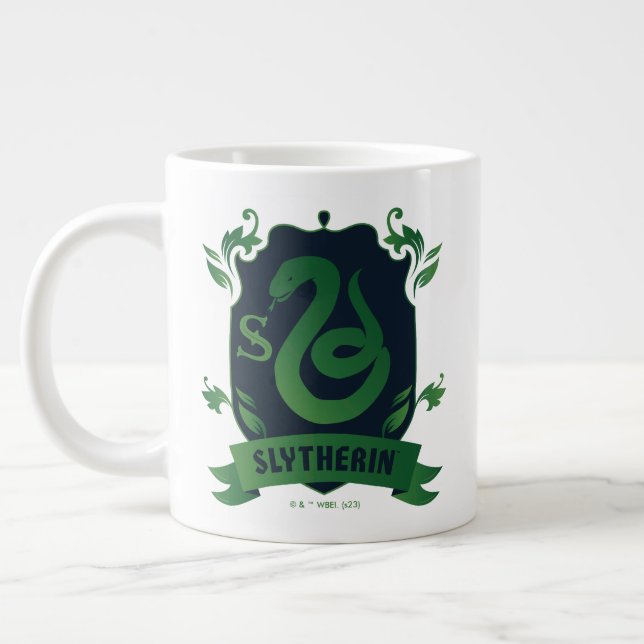 Verziert SLYTHERIN™-Wappen Jumbo-Tasse (Links)
