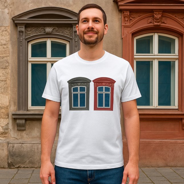 Verzierte Architektur des Europäischen Fensters T-Shirt (Von Creator hochgeladen)