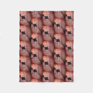 Verzierte Blume Abstrakt Fleecedecke