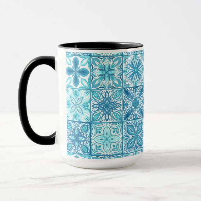 Verzierte Kacheln in Blau und Weiß Tasse (Links)