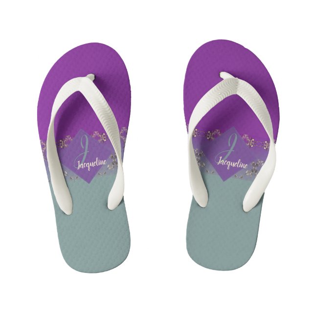 Verzierte Lila Aquamarine Monogramm-Paarung von Fl Kinderbadesandalen (Fußbett)