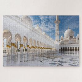 Verzierte Moschee in Abu Dhabi Moschee Außenbereic