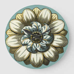 Verziertes Blumenmedaillon auf hellblauem Große Wanduhr