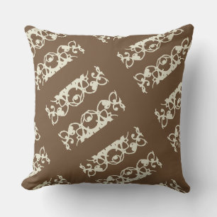 Verziertes Design in Braun und Creme Kissen