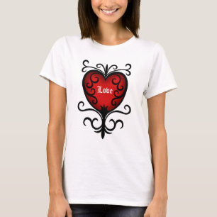 Verziertes elegantes dunkelrotes gotisches Herz T-Shirt