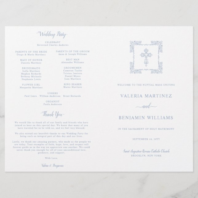 Verziertes Hochzeitsprogramm "Dusty Blue Katholic" (Vorderseite)