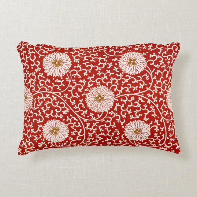 Verziertes klassisches Muster mit roter Blume Dekokissen (Vorderseite)