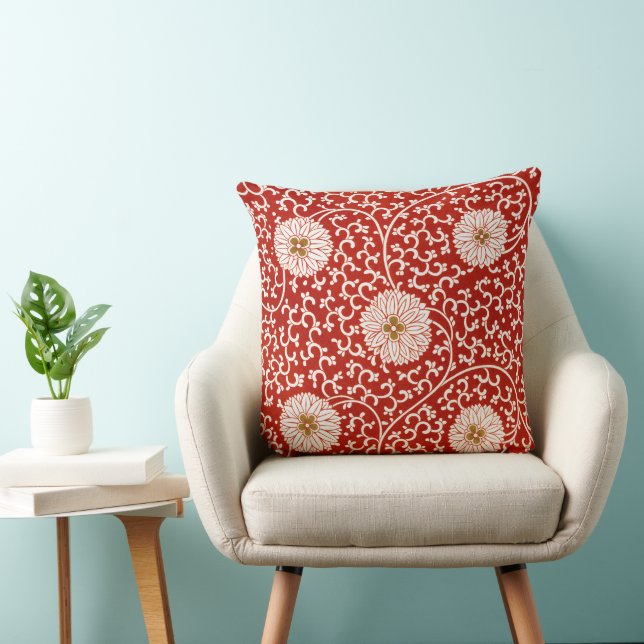 Verziertes klassisches Muster mit roter Blume Kissen (Stuhl )