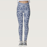 Verziertes Mittelmeer-Fliesenmuster in Weiß und Bl Leggings<br><div class="desc">Moderne,  elegante und stilvolle Leggings mit verzierten mediterranen Kacheln.</div>
