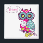 Verziertes Retro-Blumenmagnet in Pink Magnet<br><div class="desc">Eine farbenfrohe verzierte Eule in kräftigen Retrofarben und Blumenmustern. Einige der Farbtöne sind dunkel lila,  hellblau,  hübsch und heiß rosa. Wenn Ihnen dieses Design gefällt,  es aber in einer anderen Farbe/n oder Wörtern gefällt,  klicken Sie bitte auf den Kontaktknopf. Vielen Dank.</div>