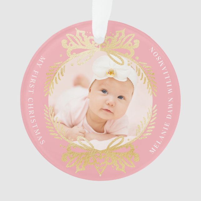 Verziertes Rosa u. das erste Weihnachten des Babys Ornament (Vorderseite)