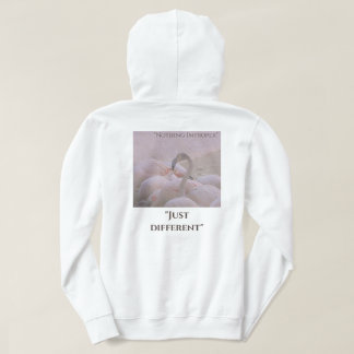 Veste À Capuche Différent n'est pas faux