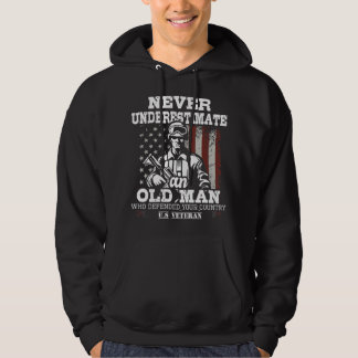 Veste À Capuche Ne jamais sous-estimer un vieil homme - Patriotiqu
