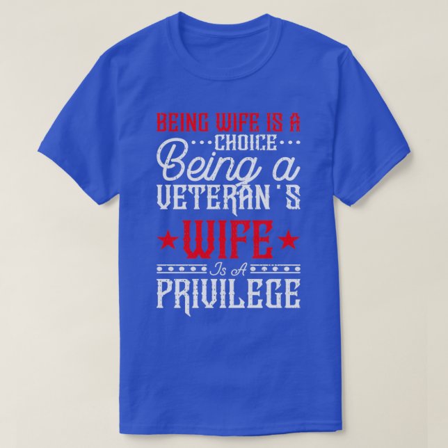 Veteran Ehefrau Privilege Veteranen Tag Präsentati T-Shirt (Design vorne)