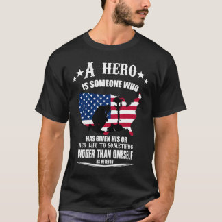 Veteran - ein Held ist jemand, der seins gegeben T-Shirt