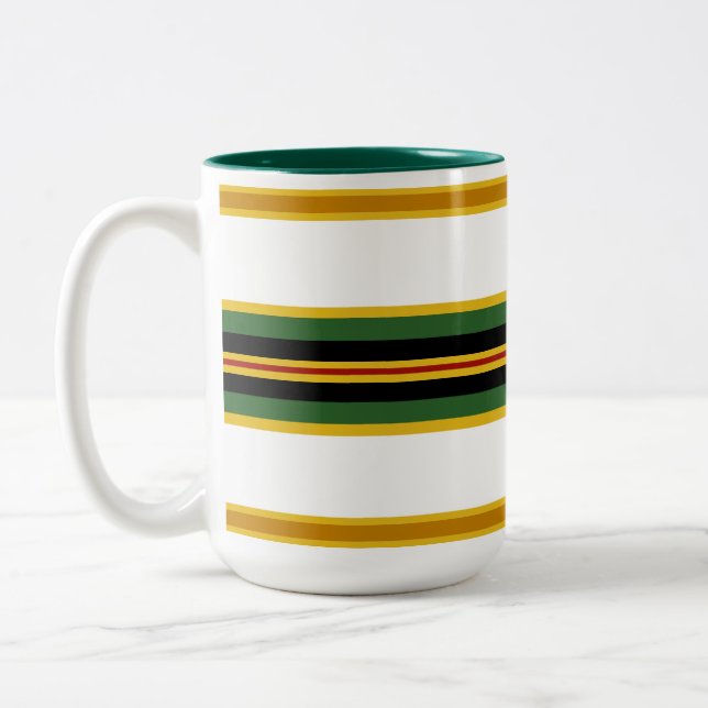 Veteran Sieger des Kalten Krieges Zweifarbige Tasse (Links)