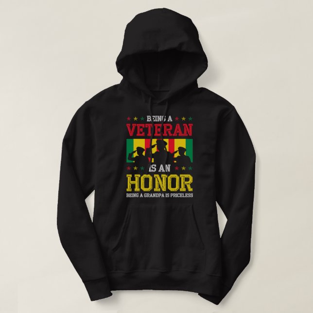 Veteran zu sein ist Ehre, Opa zu sein, ist Pri Hoodie (Design vorne)
