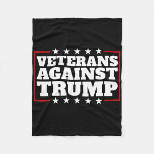Veteranen gegen Trump-Anti-Trump-Veteranen gegen Fleecedecke