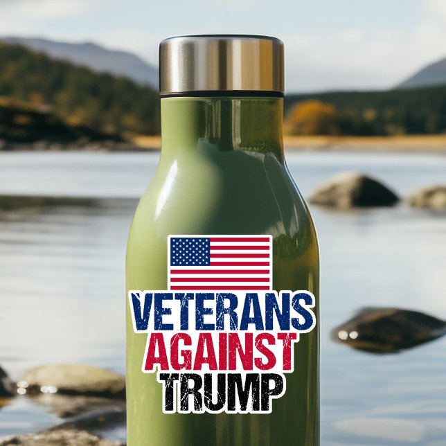 Veteranen gegen Trump - Politische amerikanische F Aufkleber (Von Creator hochgeladen)