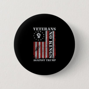 Veteranen protestieren gegen USA-Flagge No Kings A Button