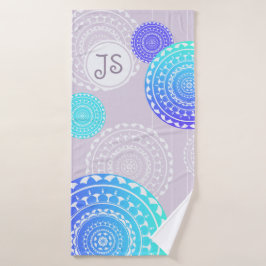 Vibraning Aqua Blue Random Mandala Monogram Badehandtuch