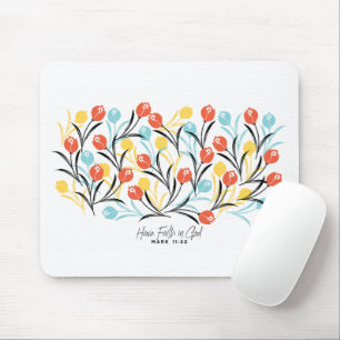 Vibranntes Tulip Muster Blumendesign auf Weiß Mousepad