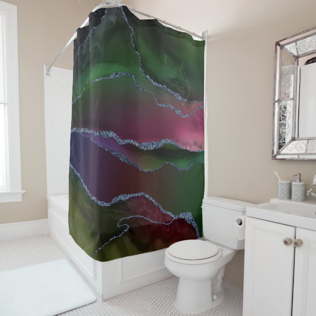 Vibrant Agate | Rich Pink und grüner Jewel Tone Duschvorhang (Beispiel)