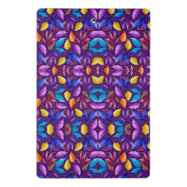 Vibrant clipboard with a symmetrical mini klemmbrett
