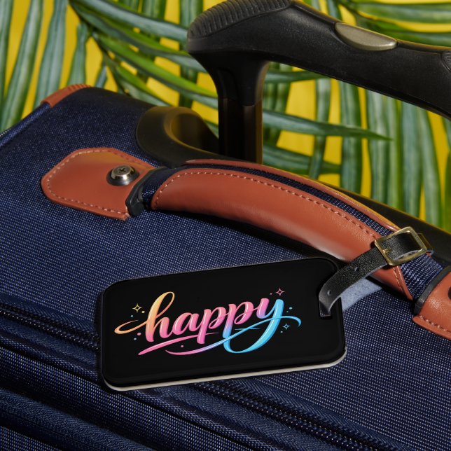 Vibrant Pastel Gradient HAPPY Typography - Modern  Gepäckanhänger (Vorderseite Insitu 3)