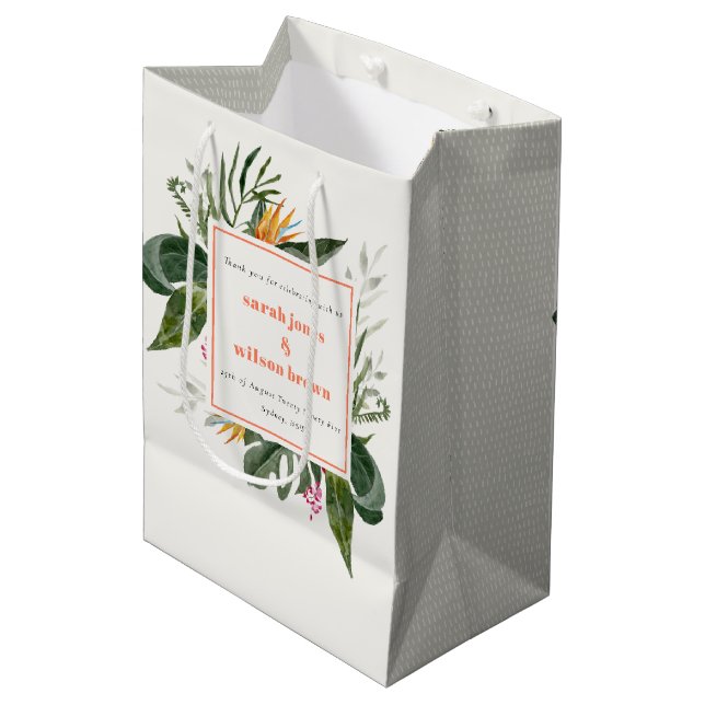 Vibrant Peach Blush Boho Tropical Floral Wedding Mittlere Geschenktüte (Vorderseite Schrägansicht)