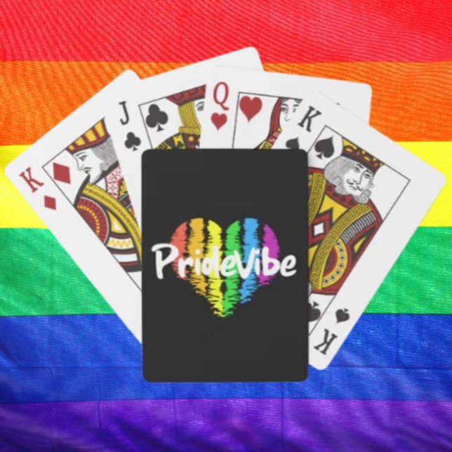 Vibrant PrideVibe: Umgang mit Regenbogenherz Spielkarten (Von Creator hochgeladen)