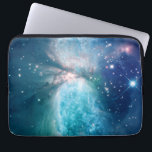 Vibrant Snow Queen Laptopschutzhülle<br><div class="desc">Blaue digitale Weltraumkunst mit einem neu gemalten NASA Hubble-Bild eines Nebel ...  bipolare Sternbilderregion heißt Sharpless 2-106. Sieht aus wie eine eiskalte Frau mit ausgestreckten Flügeln.</div>
