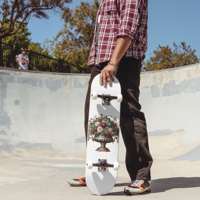 Victorian Bavaria Floral Vase Skateboard (Außenbereich 2)