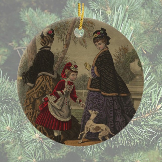 Victorian Women Girl & Dog On A Stroll Keramik Ornament (Von Creator hochgeladen)