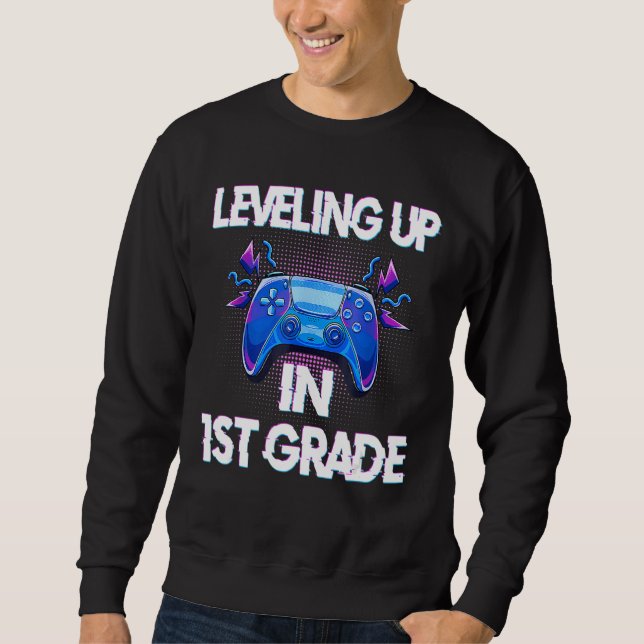 Video Gaming students Leveling up in First Grade Sweatshirt (Vorderseite)