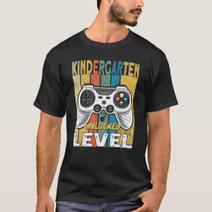 Video-Spiel mit ungesichertem Kindergarten-Level T-Shirt