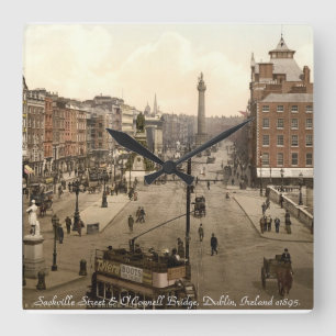 Vieille horloge murale de Dublin Irlande, rue de