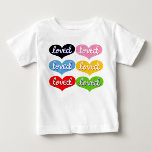 VIEL LIEBT- Farbige Liebe Herz Baby T-shirt
