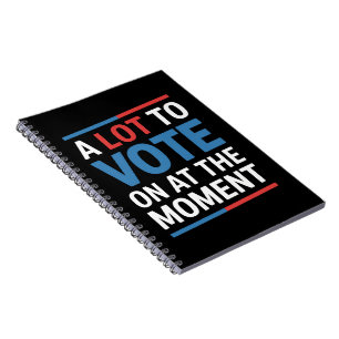 Viel zu wählen im Moment Funny Kamala 2024 Notizblock