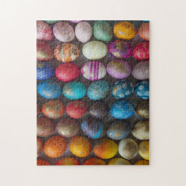 Viele farbenfrohe Ostereier