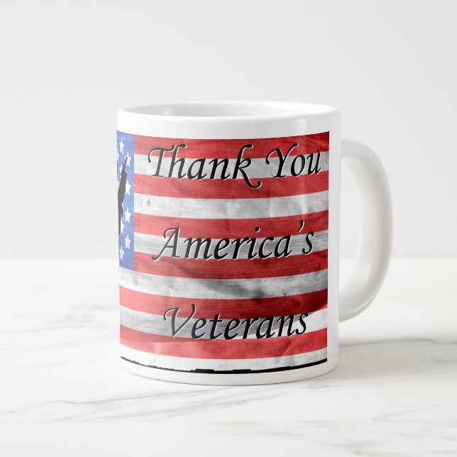 Vielen Dank an Amerikas Veteranen mit Flag und Sol Jumbo-Tasse (Vorderseite Rechts)