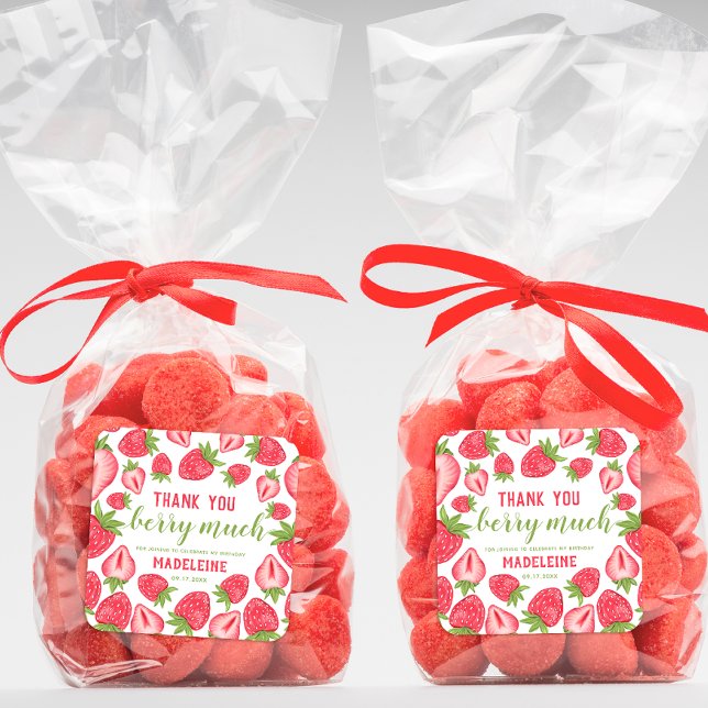 Vielen Dank Berry Much Strawberry Birthday Custom  Quadratischer Aufkleber (Von Creator hochgeladen)