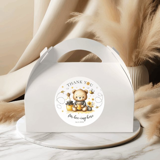 Vielen Dank für die Bienening Honey Birthday Bear  Runder Aufkleber (Von Creator hochgeladen)