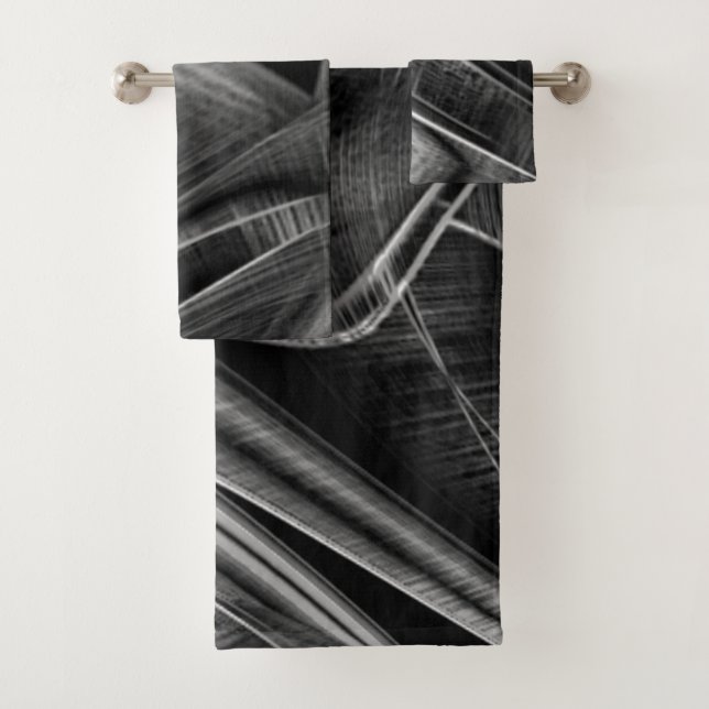 Vieles mit grauen Grooves auf dunklem Hintergrund  Badhandtuch Set (Insitu)